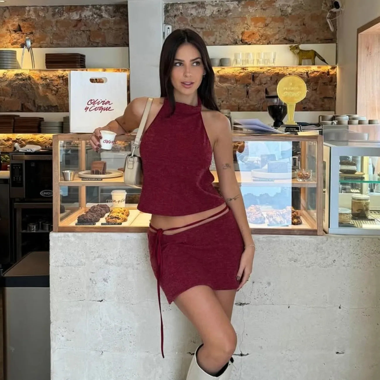 Conjunto Vermut, top y falda color vino, ropa de mujer Qalata Swim Perú